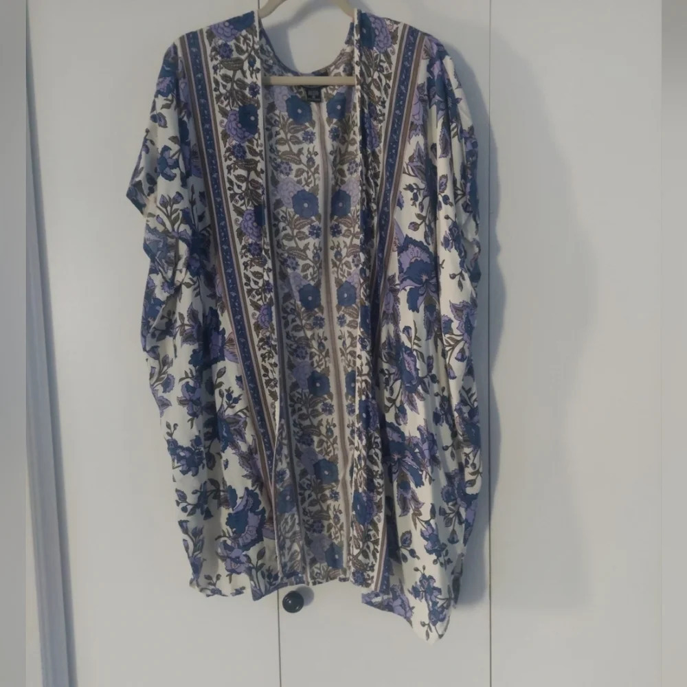Floral Open Front Kimono Cardigan Medium